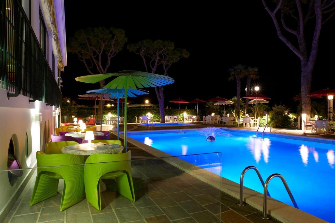 Termini Beach Hotel & Suites Lido di Jesolo Bagian luar foto