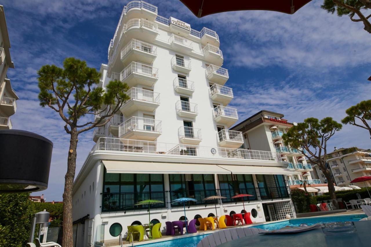 Termini Beach Hotel & Suites Lido di Jesolo Bagian luar foto